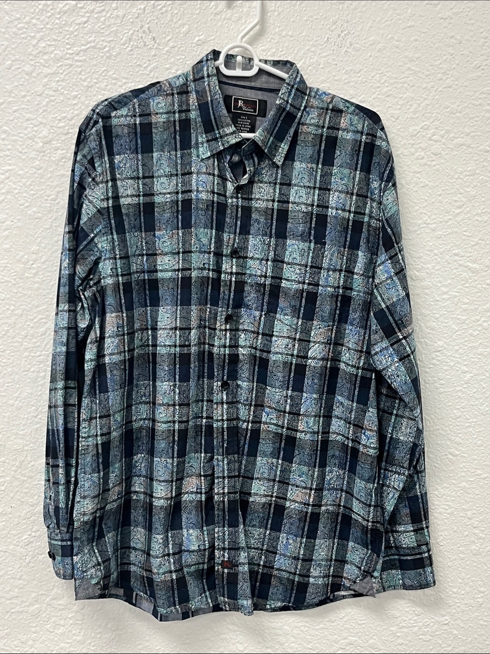 Men's Long-Sleeve Plaid Button-Down Shirt in Navy and Light Blue